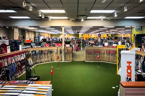 Edwin watts - The Edwin Watts Golf Shops has been serving Golfer throughout the country since 1968. Our unprecedented service, exclusive 90-Day Satisfaction Guarantee, and Custom Club fitting is the cornerstone of our business and has made us the proven leader in golf retail. With stores from the Southeast across to the Southern states we look forward to ...